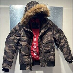 Tommy Hilfiger Green Camo Hooded Puffer Jacket with Removable Faux Fur Trim Sm